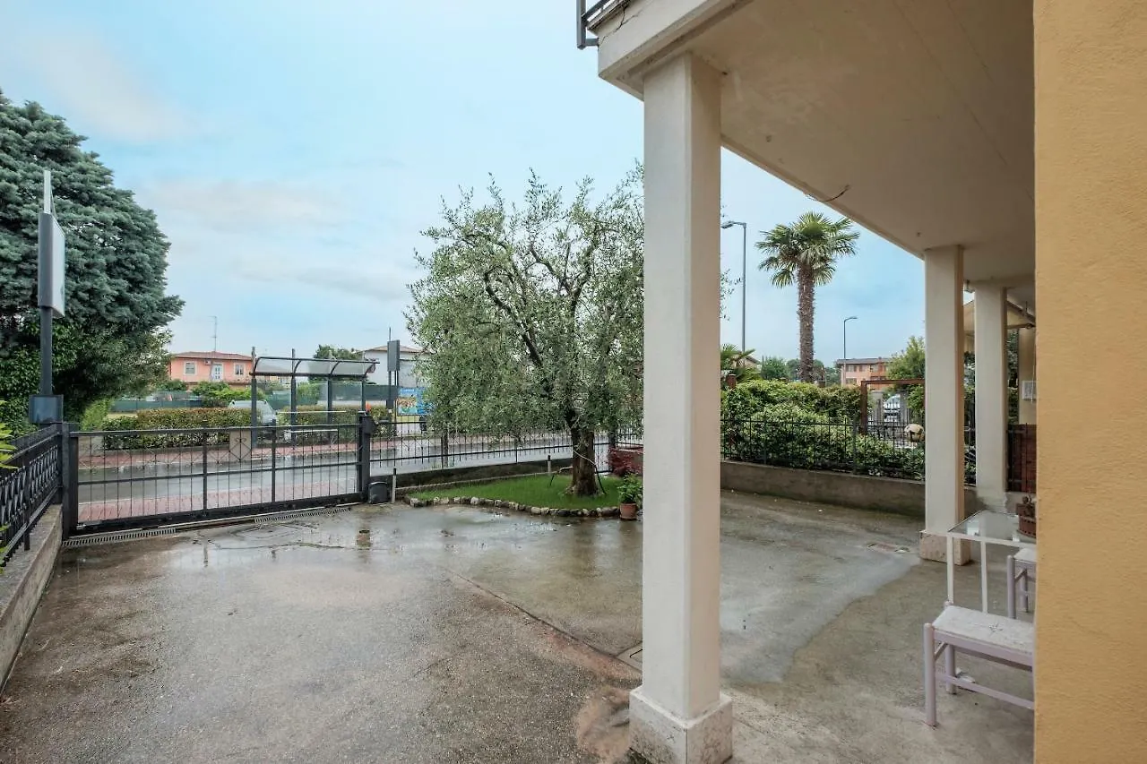 Villa Residenza L'Ulivo Sirmione 0*,