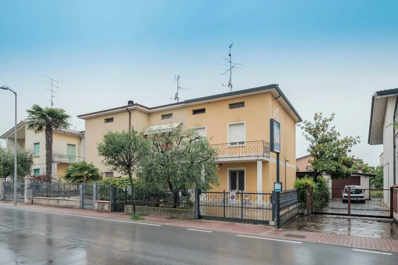 Сasa de vacaciones Villa Residenza L'Ulivo Sirmione